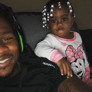 Meet your Posher, Stacy